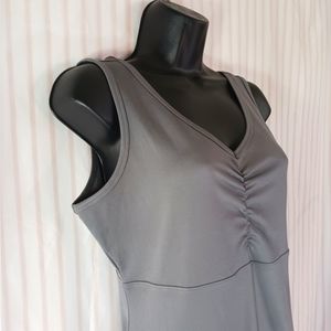 EDDIE BAUER Sleeveless Stretch Pullover Dress V-Neck Front Ruching Empir…